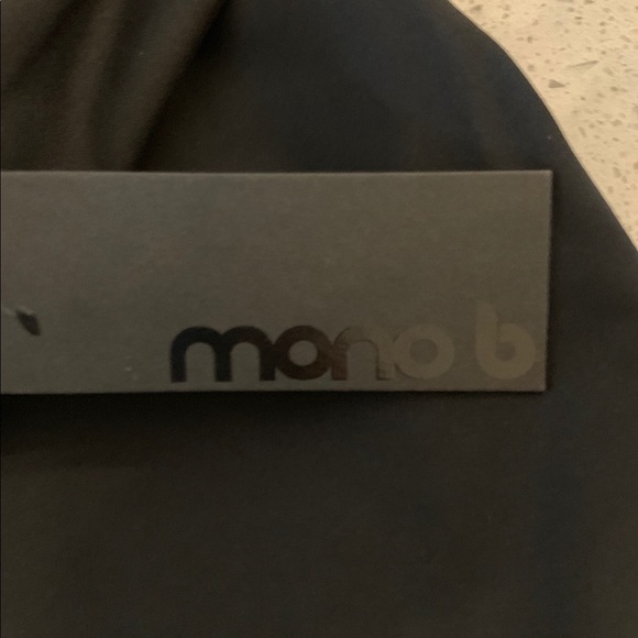 Monochrome Star ⭐️ Print Leggings - Picture 5 of 8